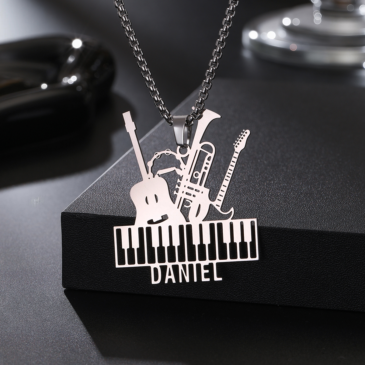 Custom Name Necklaces For Wome – Musical Instrument Name recenzja i cena
